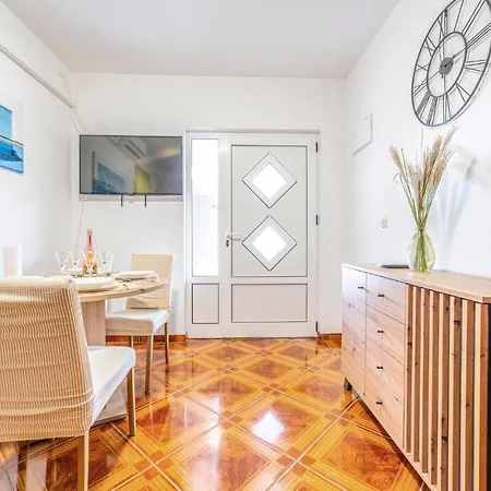 Appartamento Stunning In With Kitchen *